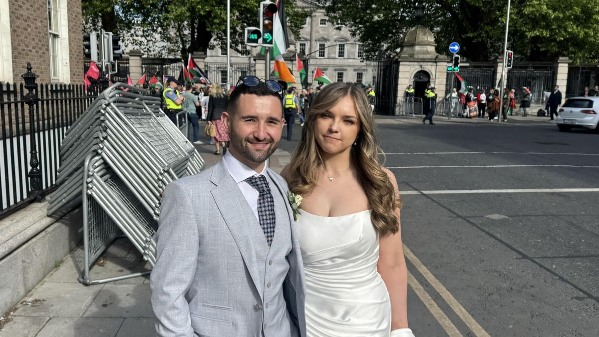Bride and groom join pro-Palestine protest in Dublin