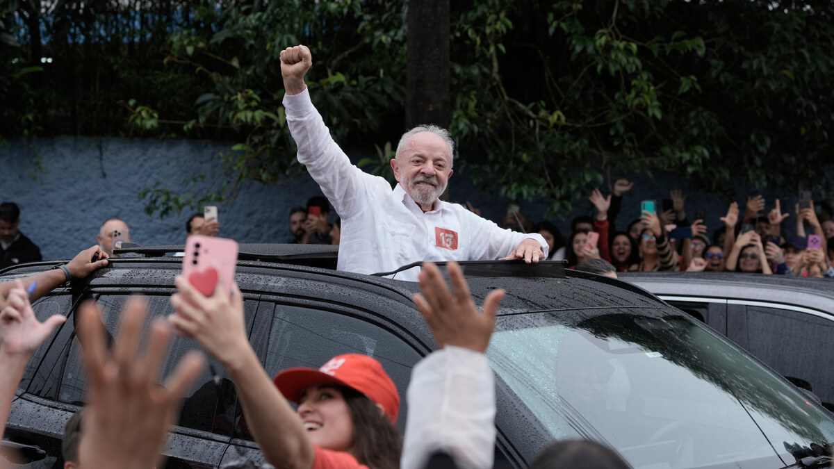 Brazilian markets plunge after surprise Lula re-election