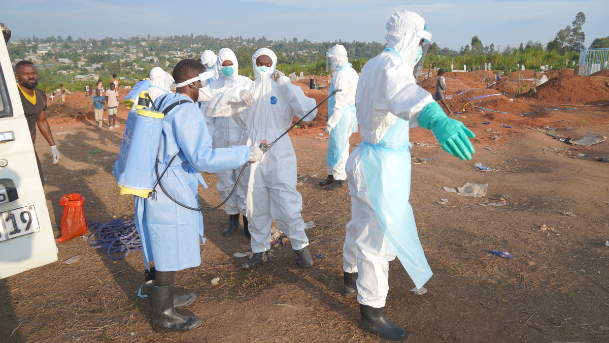 Ebola-Infektionen im Kongo steigen auf über 8.000