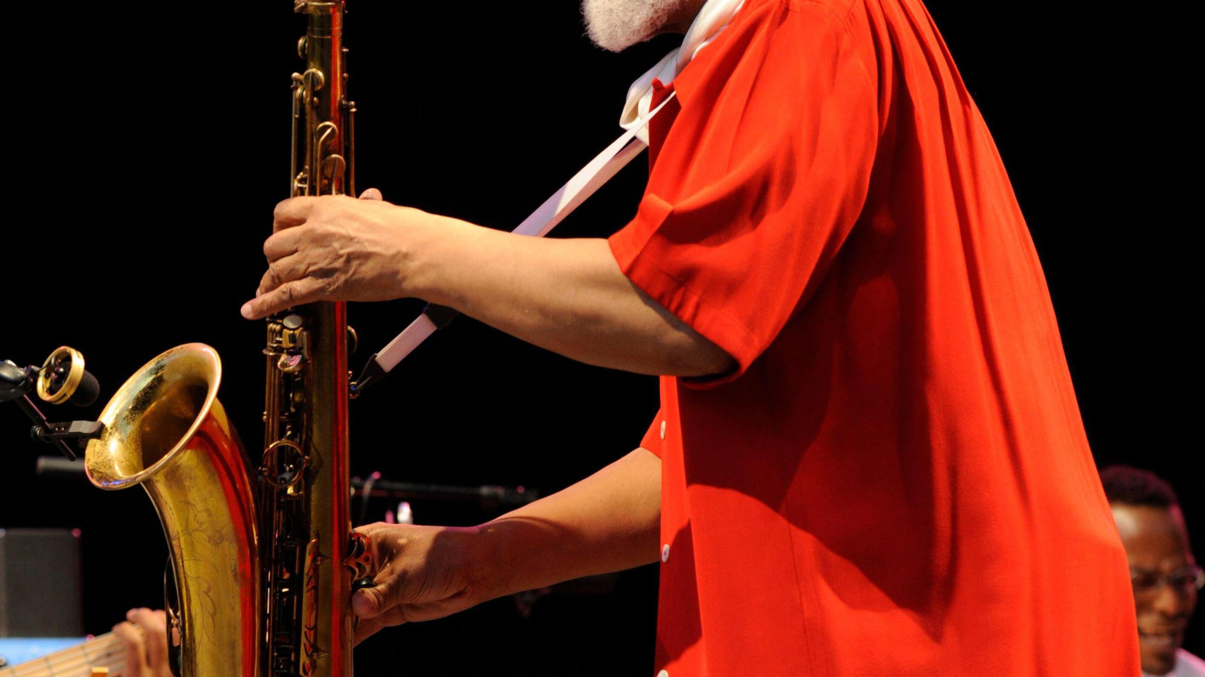 Sonny Rollins, saxophonist and restless jazz pioneer, dies aged 95