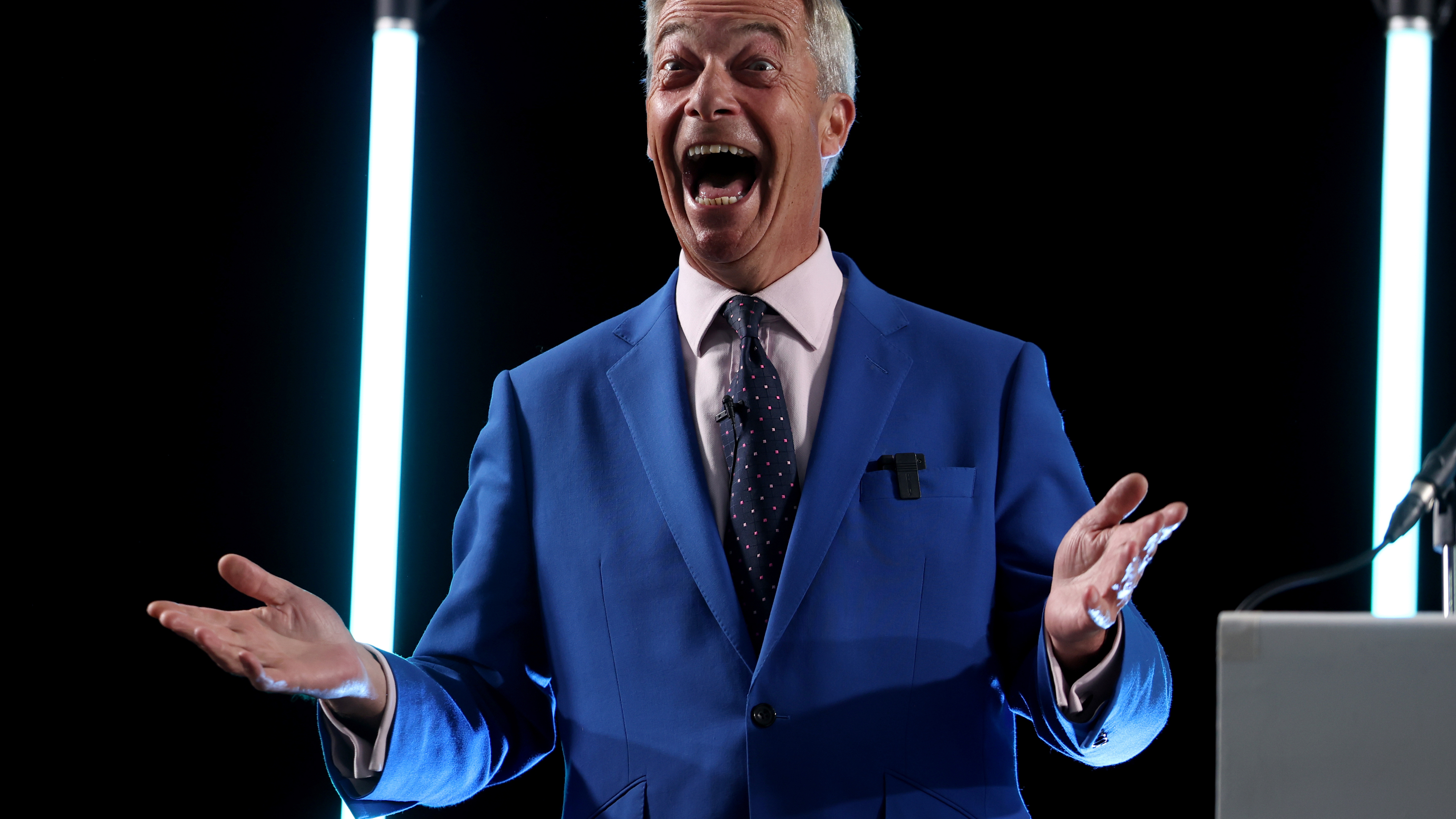 ‘He’ll win it’ – Clacton voters back Nigel Farage after by-election triggered