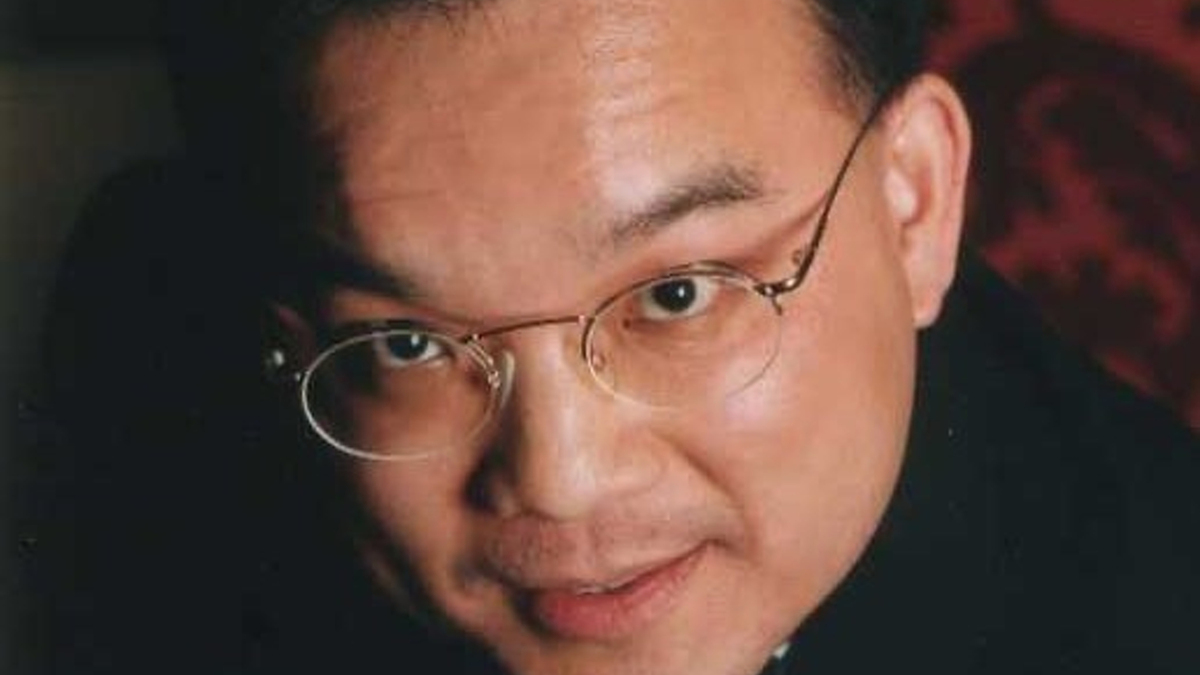 Canadian 'poison seller' Kenneth Law pleads guilty to aiding suicides, including 79 cases in Britain