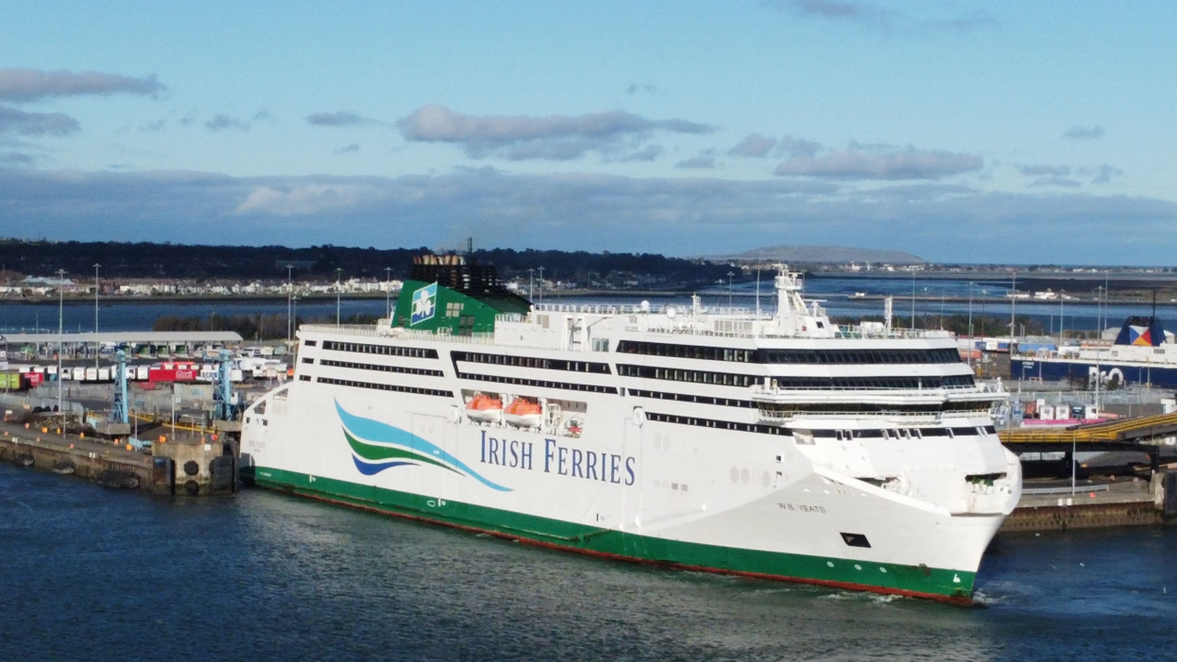 Passport to be required for all UK-Ireland ferry crossings